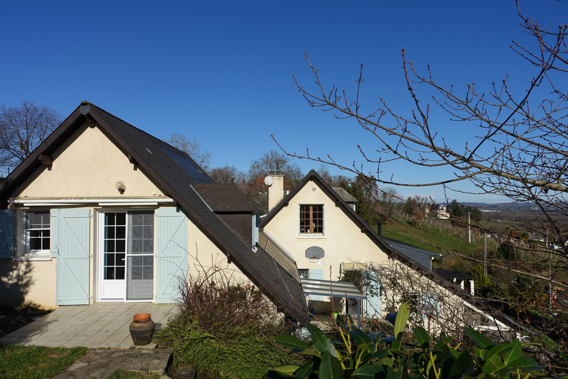 Grande maison avec piscine et vue Pyrénées
